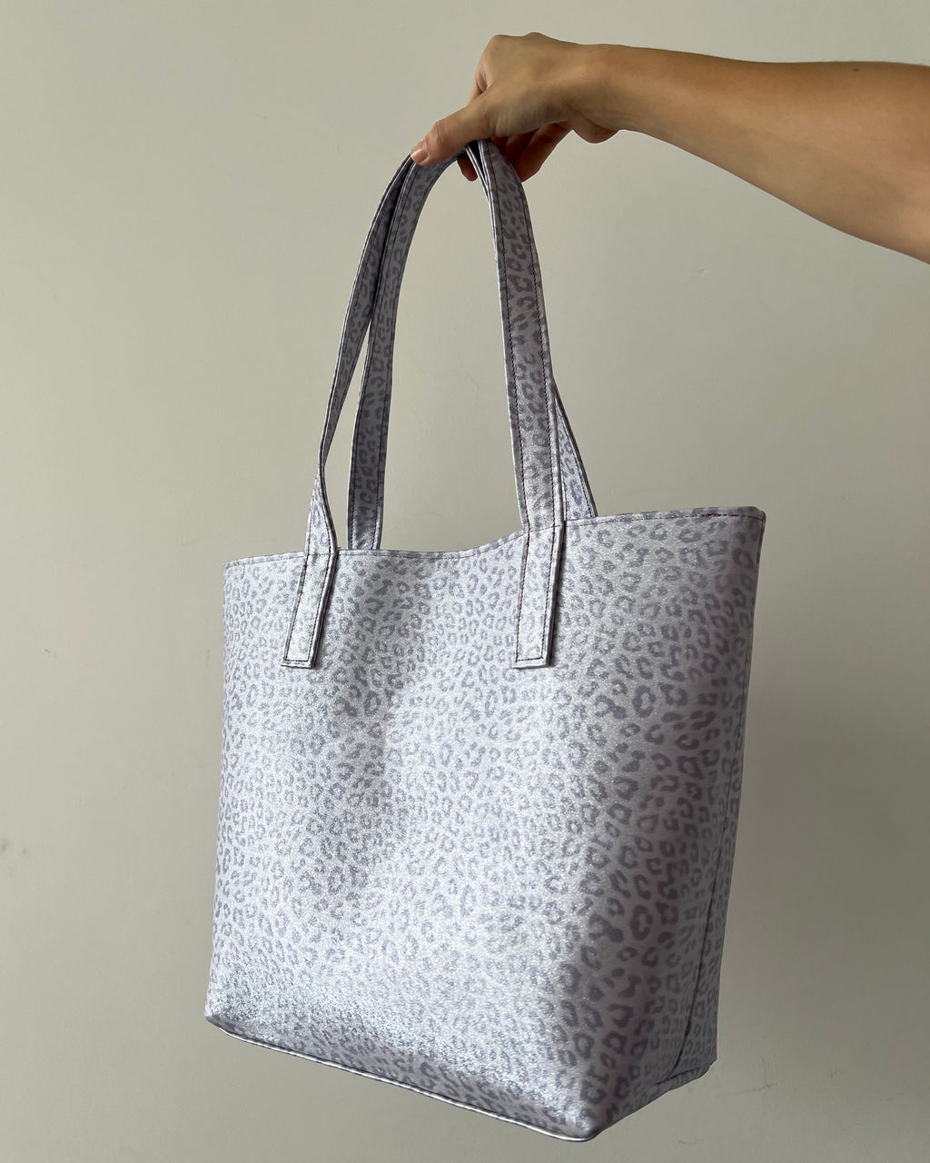 Tote Cheetah en Lila