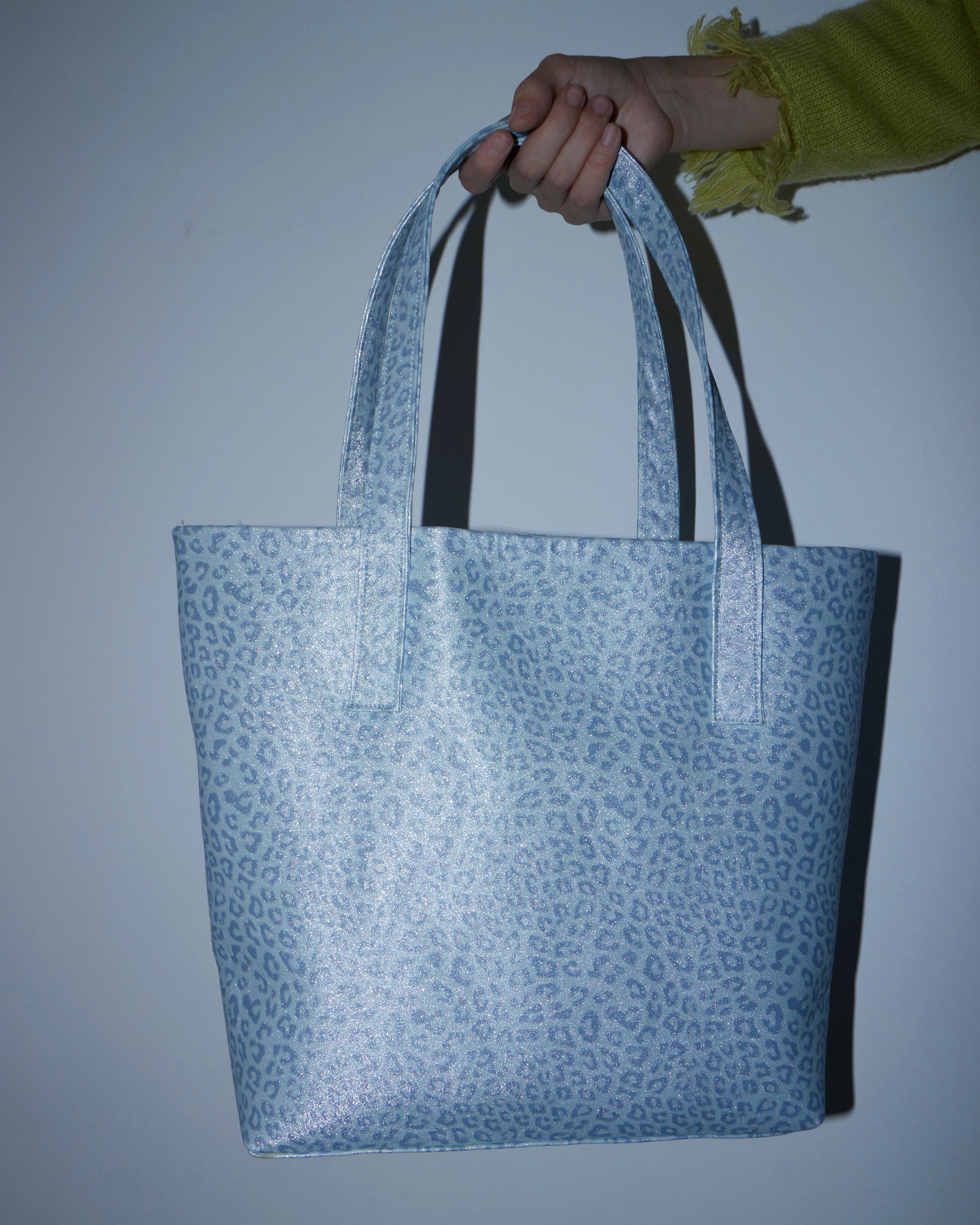 Tote Cheetah en Celeste