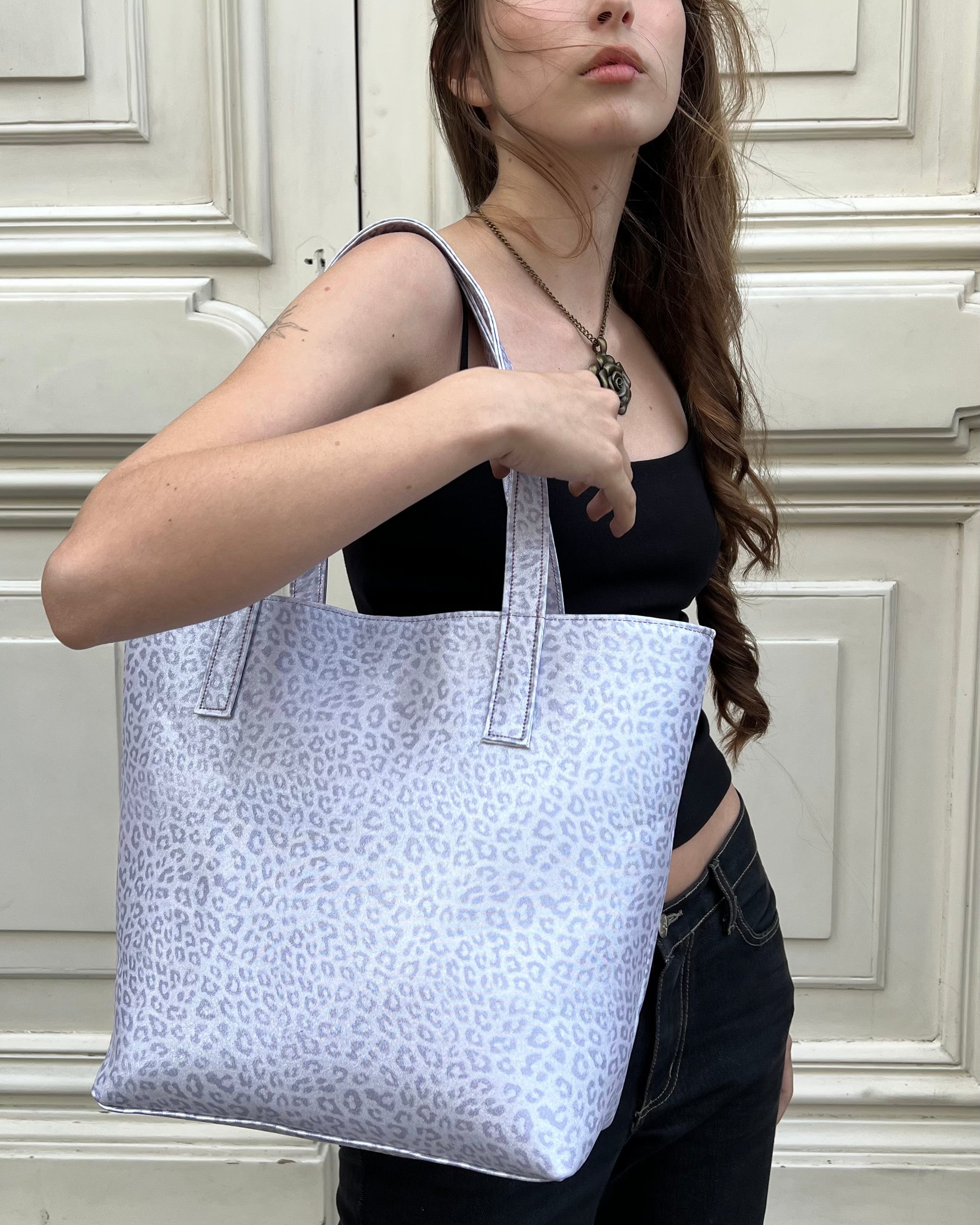 Tote Cheetah en Lila
